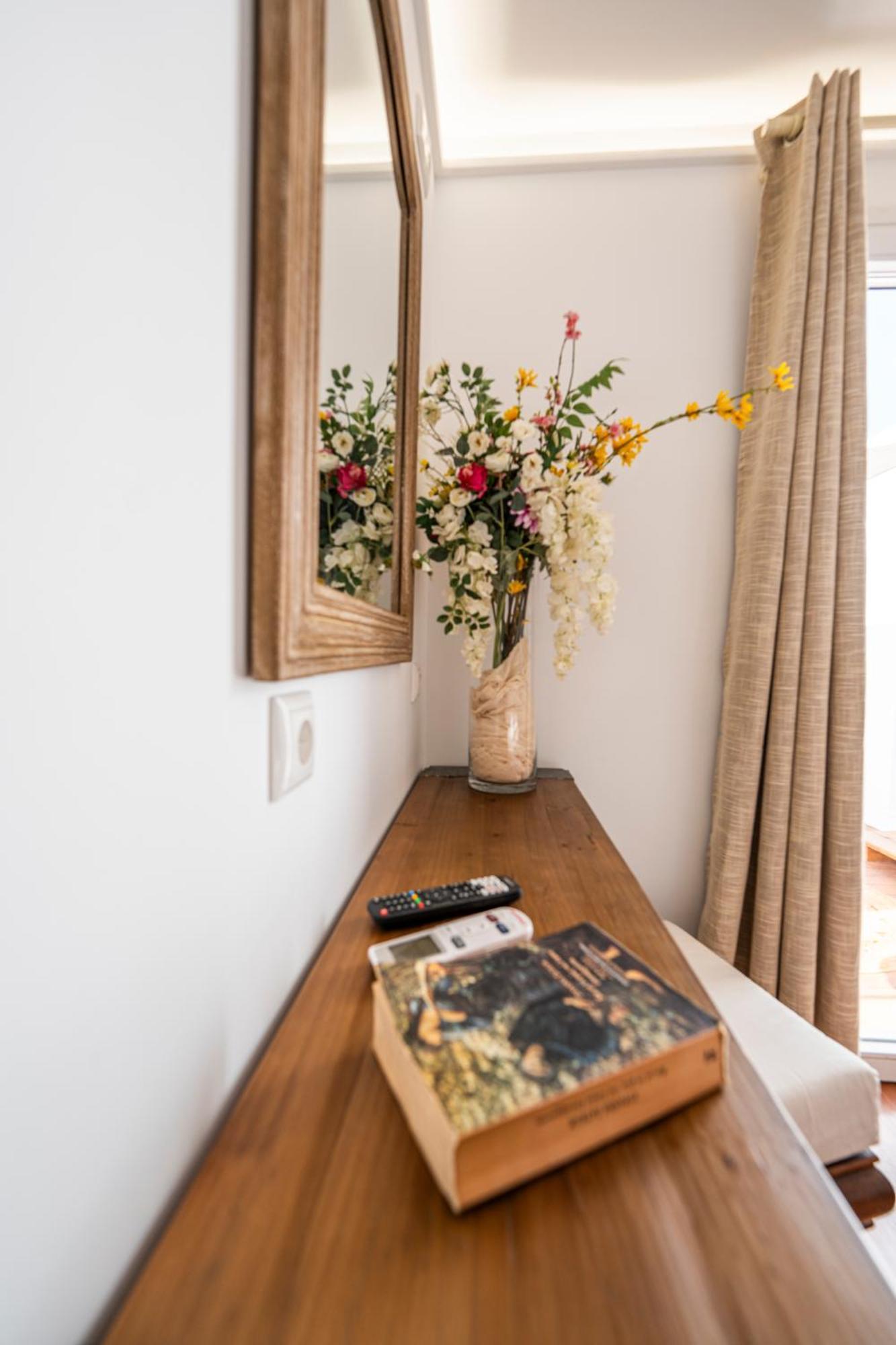 Syros Village Suites Vari  Экстерьер фото